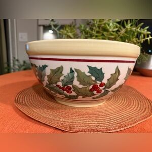 Longaberger Holiday Bowl with Holly and Red Accents